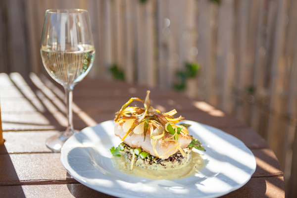 Dining at Trillium Cafe, Mendocino, photography by Cassandra Young