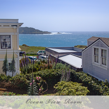 Trillium's Ocean View Room in Mendocino, photography by Rita Crane