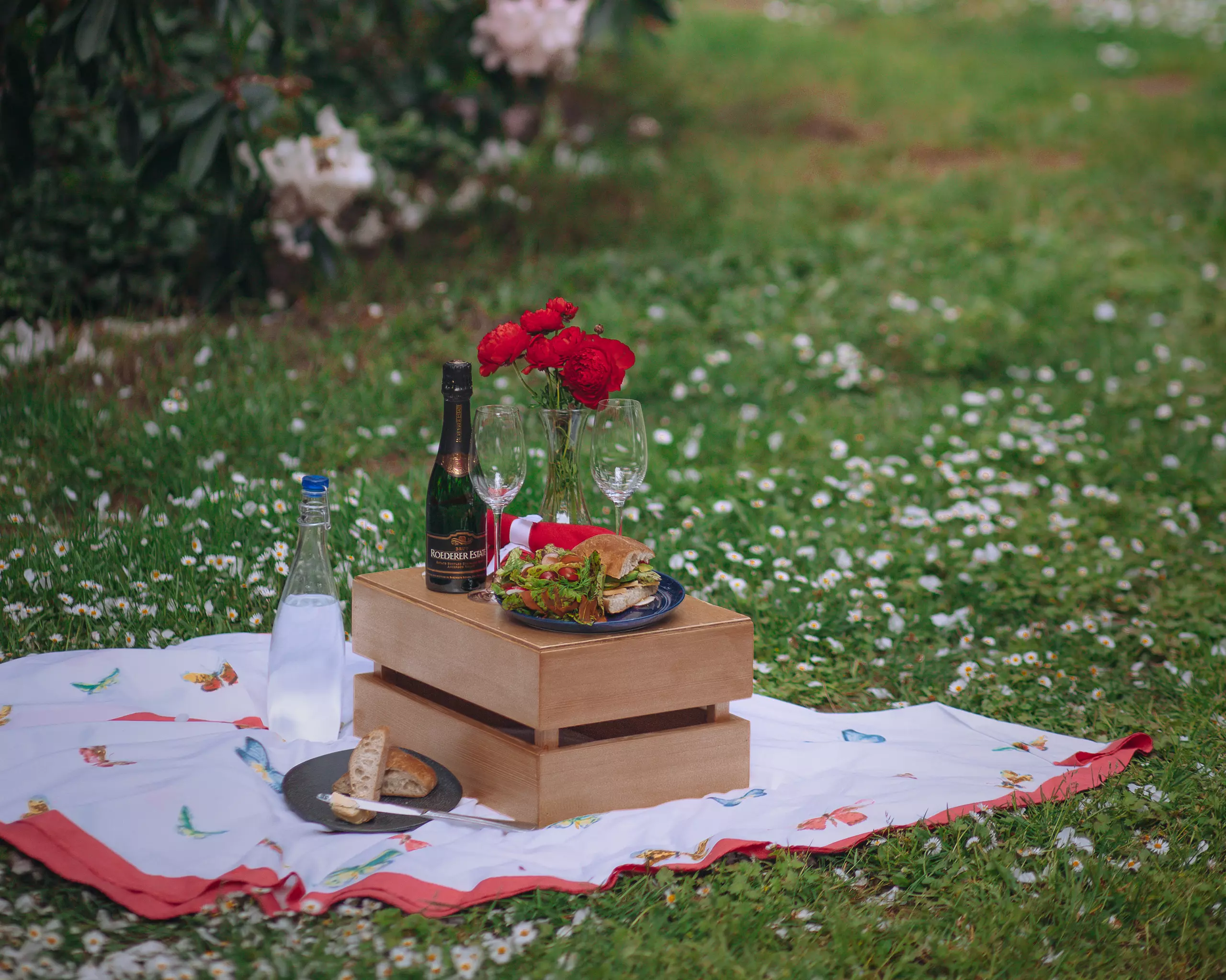Photo of Trillium Cafe picnic box